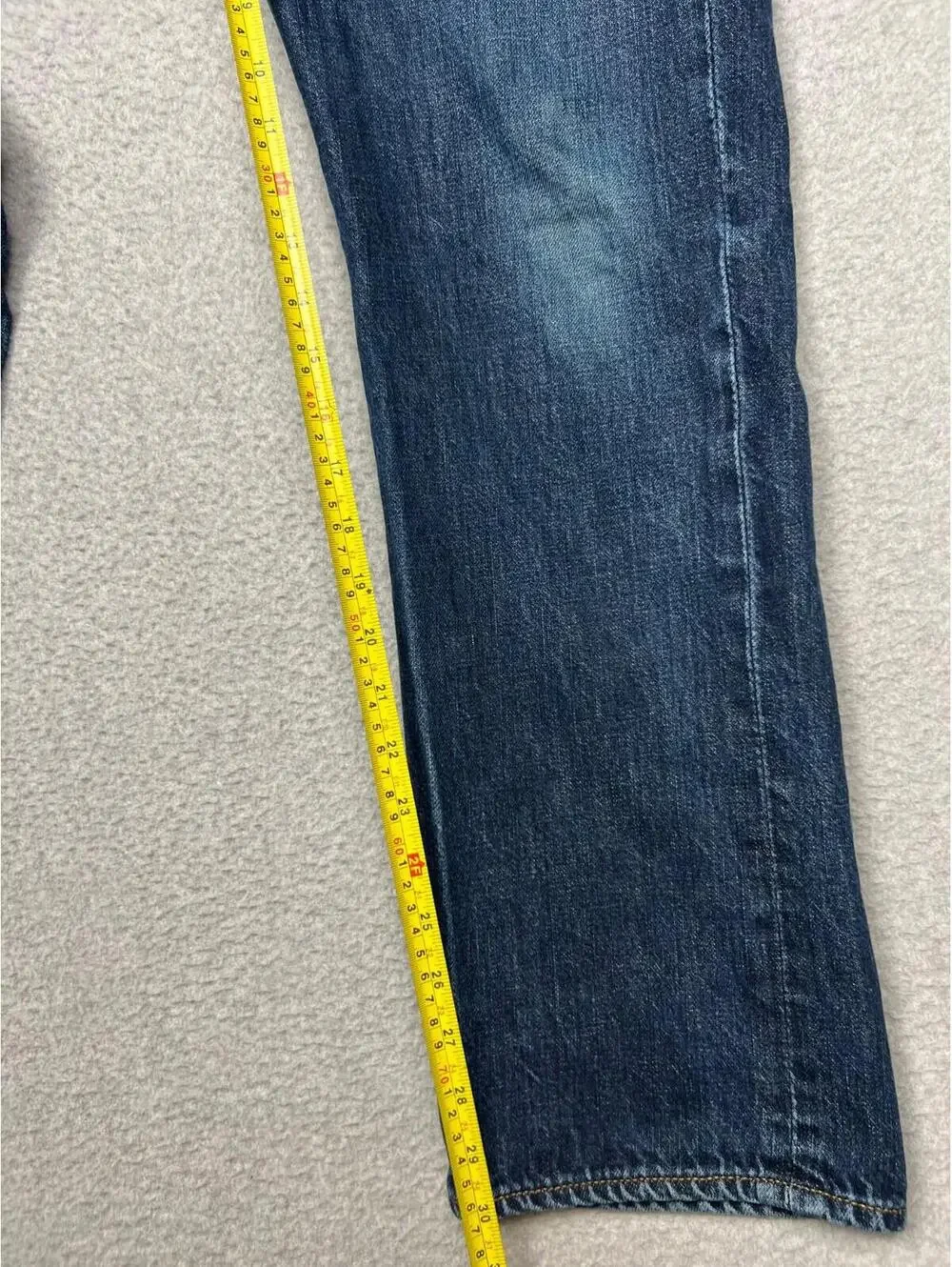 J Crew Denim Jeans Mens Size 33x32 Straight Leg Blue Jeans Classic Med Wash